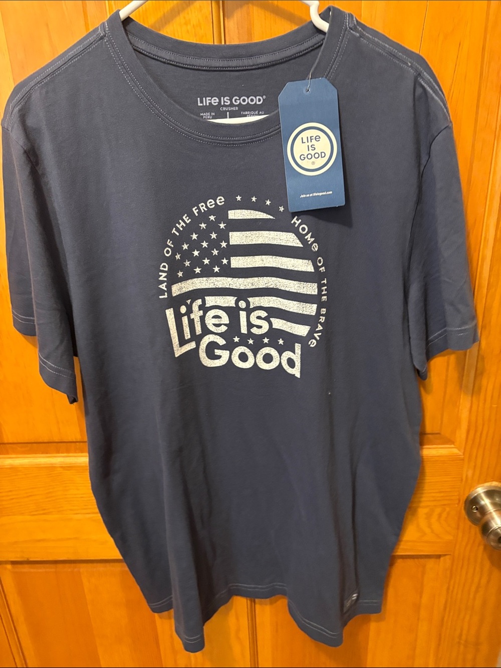 Life Is Good Men's Navy Blue Graphic Tee with American Flag Print